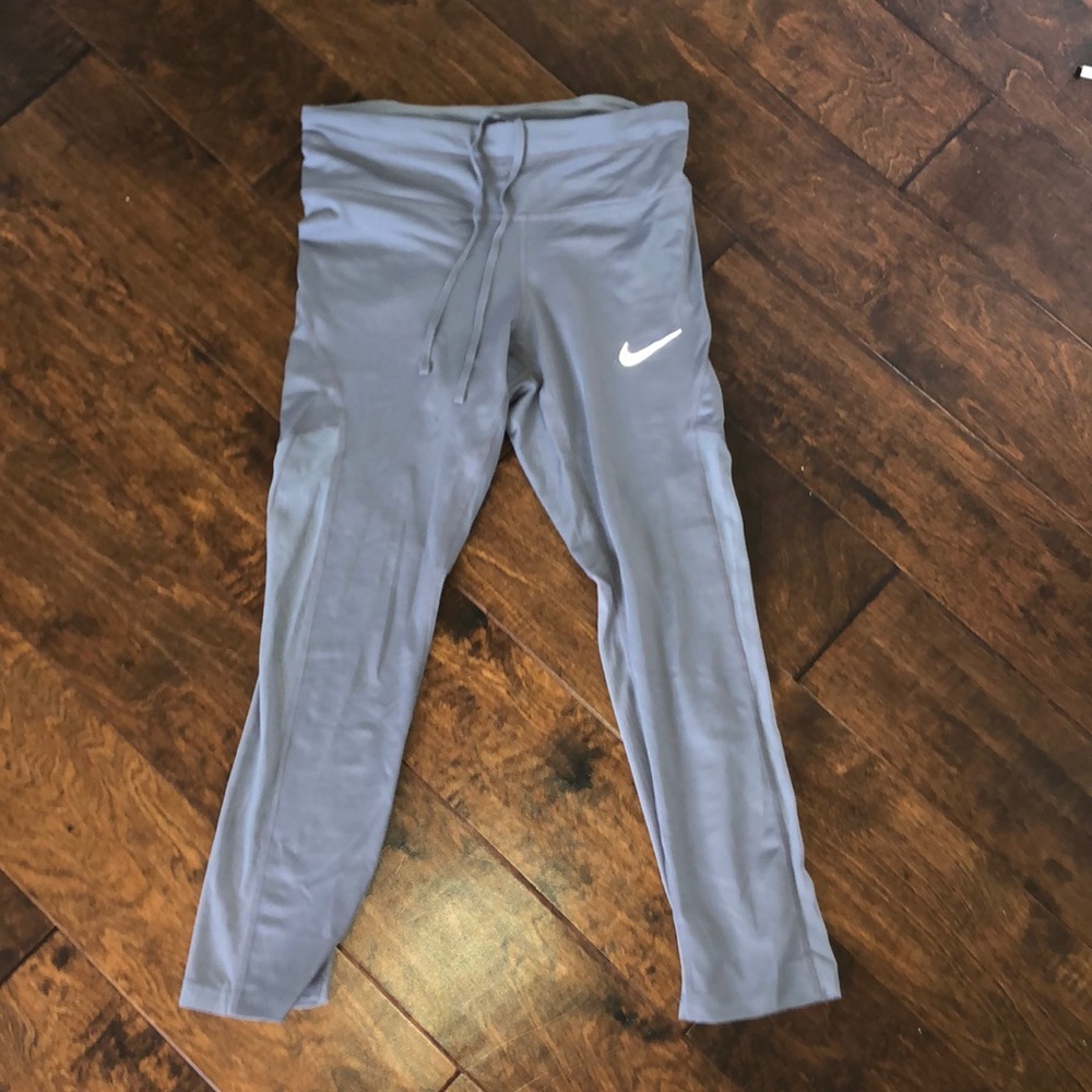 grey leggings